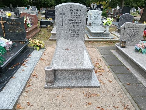 Waldemar MUCHA 1966 Karlino - Grobonet - Wyszukiwarka osób pochowanych