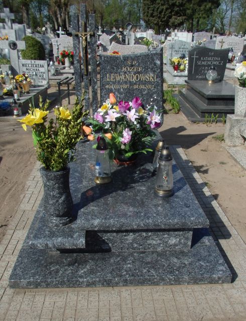 Józef LEWANDOWSKI 1947 Karlino - Grobonet - Wyszukiwarka osób pochowanych