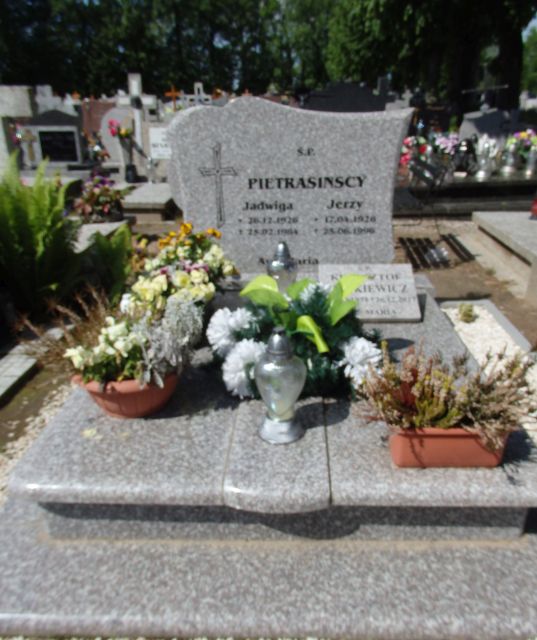 Krzysztof SIENKIEWICZ 1973 Karlino - Grobonet - Wyszukiwarka osób pochowanych