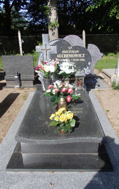 Janina KŁYSZ 1929 Karlino - Grobonet - Wyszukiwarka osób pochowanych