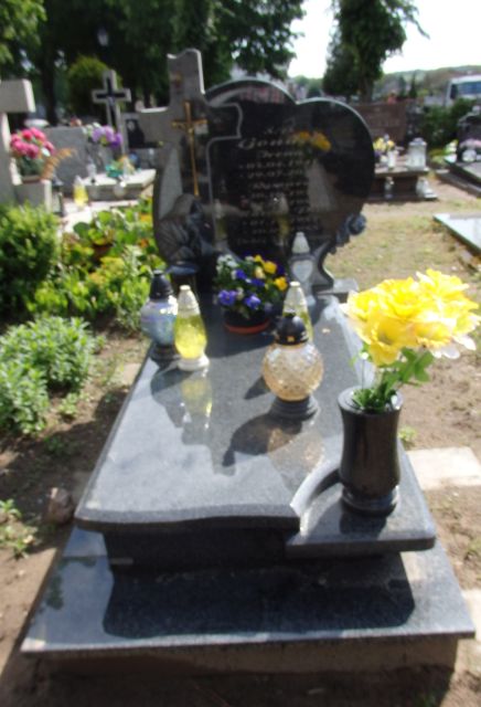 Irena GONDEK 1941 Karlino - Grobonet - Wyszukiwarka osób pochowanych