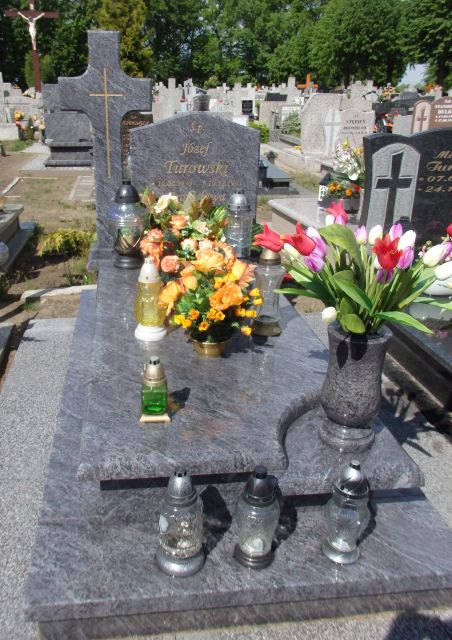 Robert TUROWSKI 1961 Karlino - Grobonet - Wyszukiwarka osób pochowanych