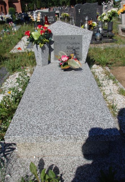 Grób ZBIGNIEW MĘDZIAK