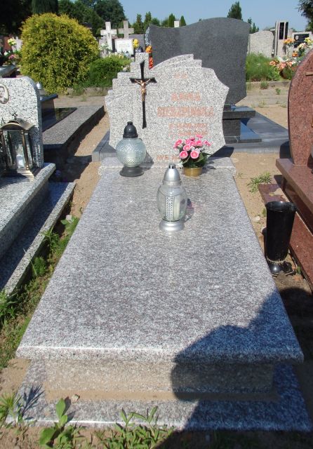 Anna SIERZPIŃSKA 1924 Karlino - Grobonet - Wyszukiwarka osób pochowanych